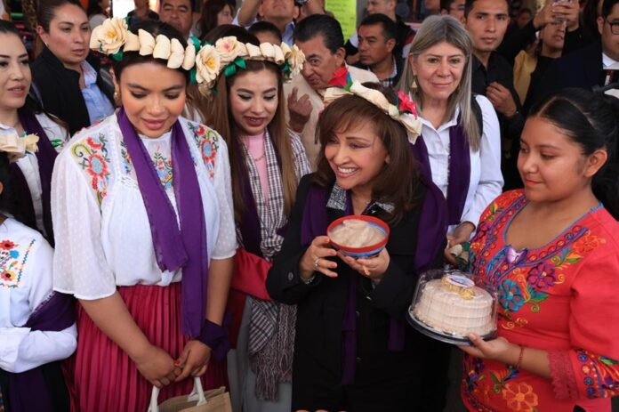 Alienta Gobernadora Lorena Cuéllar a las Mujeres para que Luchen por sus Sueños- AlternativaTlx Alienta Gobernadora Lorena Cuéllar a las Mujeres para que Luchen por sus Sueños- AlternativaTlx