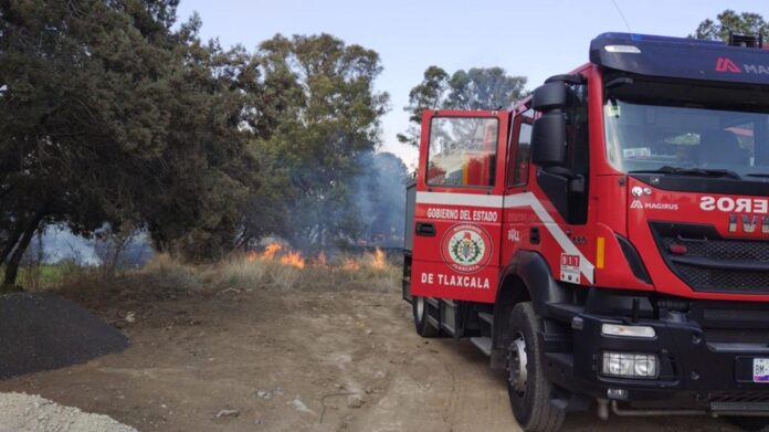 El Heroico Cuerpo de Bomberos hace un Llamado a la Población durante Temporada de Incendios - AlternativaTlx