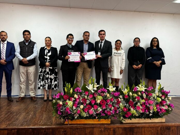 Estudiantes de la UATx Ganan Primer Lugar en Concurso de Debate Convocado por el ITE - AlternativaTlx