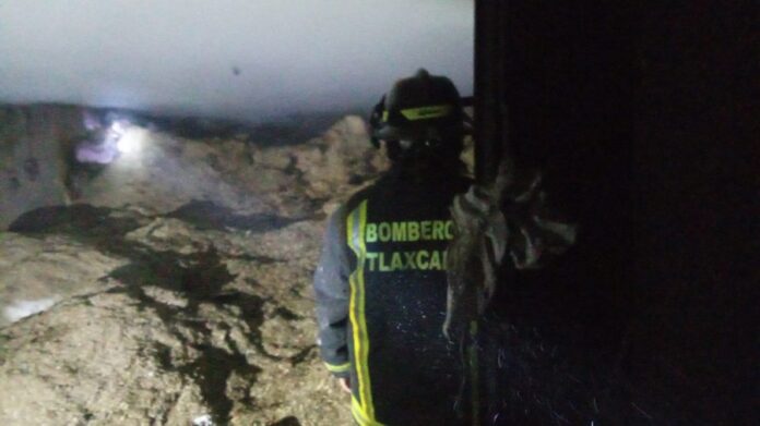 Incendio en Domicilio Moviliza a Seguridad Pública y Bomberos en Zacatelco- AlternativaTlx 