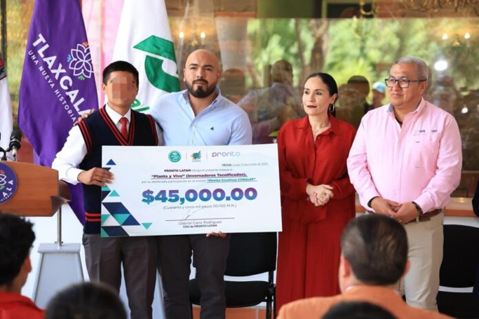 Reconoce Gobernadora a Jóvenes Emprendedores; Premian a Mentes Creativas del CONALEP- AlternativaTlx 