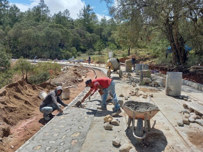 Sumarán 437 Km de Atención a Caminos Artesanales en el País SICT - AlternativaTlx