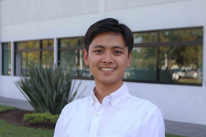 Viene desde Japón para aprender español en la UAG - AlternativaTlx