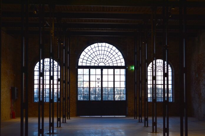 Arquitectura regenerativa Chinampa Veneta en la Bienal de Venecia - AlternativaTlx