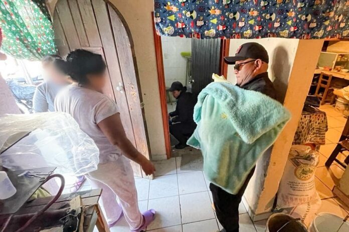 Elementos de Protección Civil y Policía de Huamantla Atienden con Éxito Parto de Emergencia en Yancuitlalpan Elementos de Protección Civil y Policía de Huamantla Atienden con Éxito Parto de Emergencia en Yancuitlalpan- AlternativaTlx