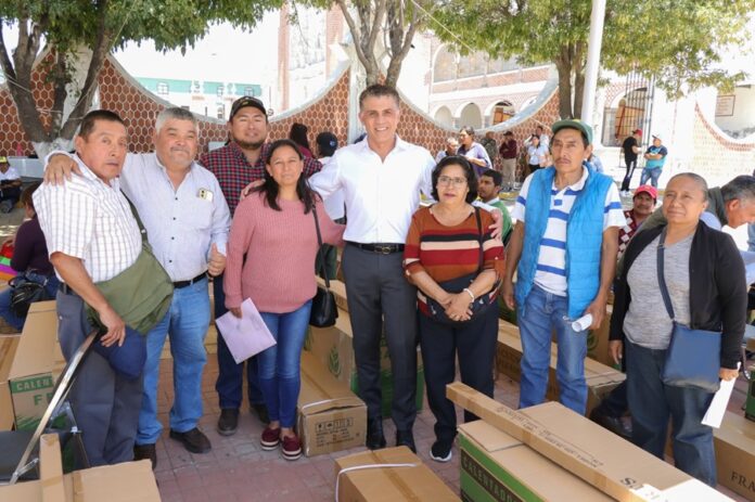 Entrega Presidente Alfonso Sánchez Calentadores Solares en Beneficio de 51 Familias de la Capital- AlternativaTlx Entrega Presidente Alfonso Sánchez Calentadores Solares en Beneficio de 51 Familias de la Capital- AlternativaTlx
