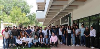 Preparan a estudiantes de la UAG para enfrentar retos laborales - AlternativaTlx