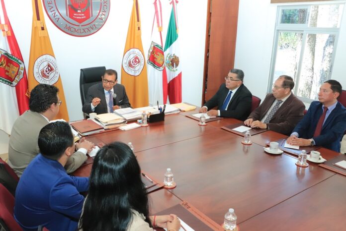 UATx y STPS Firman Convenio de Colaboración para Impulsar Prácticas Profesionales de Estudiantes - AlternativaTlx