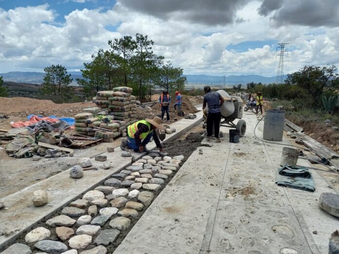 Construimos y Desarrollamos Proyectos para Materializar Acciones en Favor de los que menos tienen Esteva Medina - AlternativaTlx