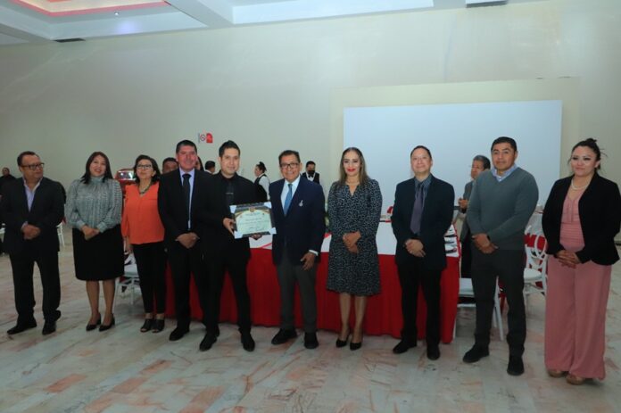 Encabeza Rector de la UATx celebración por 55 aniversario del STEIESET - AlternativaTlx