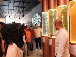 Estudiantes de Posgrados visitan el Tequila Lab - AlternativaTlx