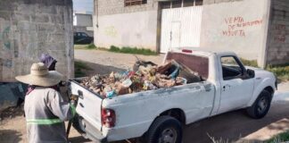 Gobierno Municipal Retira Residuos Sólidos Esparcidos de Forma Irregular en la Colonia Emiliano Zapata- AlternativaTlx 