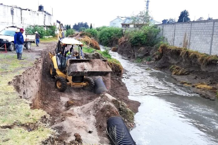 La CAPAMH Cuida la Salud de Vecinos de San Sebastián con la Reparación del Colector de Aguas Residuales- AlternativaTlx 