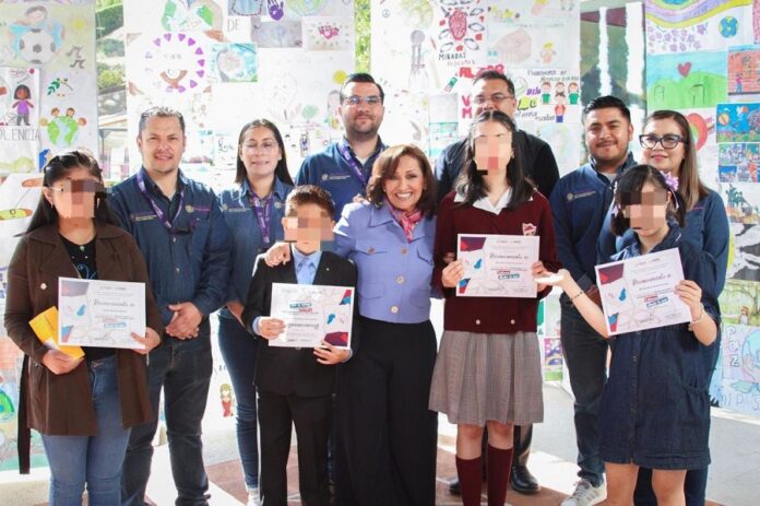 Premian a Ganadores del Primer Concurso de Dibujo “Colorea el Cambio, Dibuja la Paz”- AlternativaTlx 