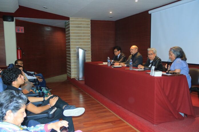 Presentaron en la Uatx El Libro “𝐄𝐥 𝐩𝐚𝐢𝐬𝐚𝐣𝐞” – AlternativaTlx