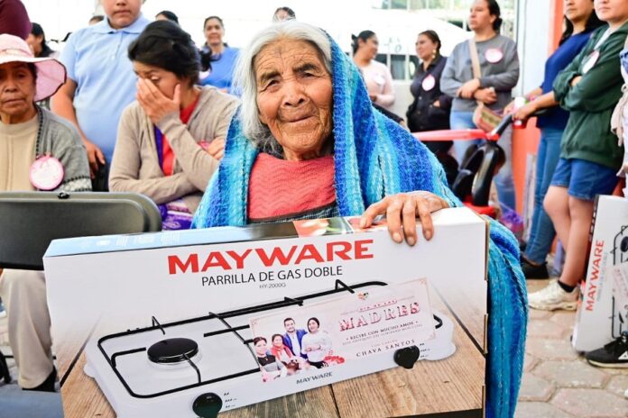 Presidentes de Comunidad Destacan la Iniciativa del Alcalde Salvador Santos Cedillo para Festejar a Madres- AlternativaTlx Presidentes de Comunidad Destacan la Iniciativa del Alcalde Salvador Santos Cedillo para Festejar a Madres- AlternativaTlx