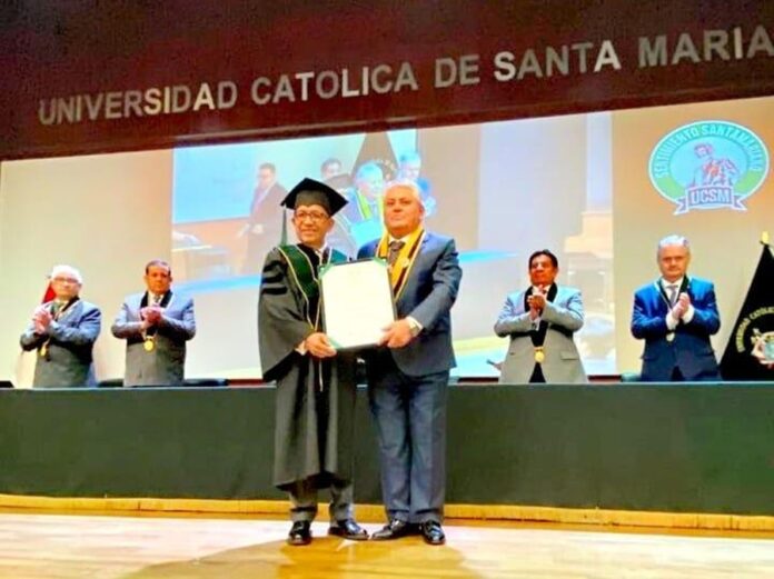 Recibe Rector de la UAT el Grado Doctor Honoris Causa en Perú - AlternativaTlx