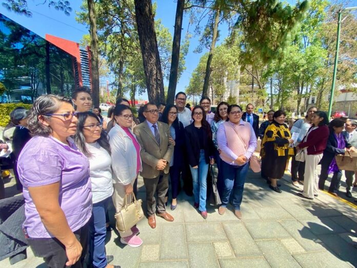Rector de la UATx Aquilata Mérito de Docentes Universitarios - AlternativaTlx