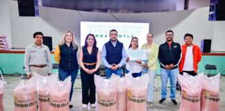 Salvador Santos Cedilllo Apoya a los Agricultores de Huamantla con 90 Toneladas de Semilla de Avena Mejorada- AlternativaTlx 