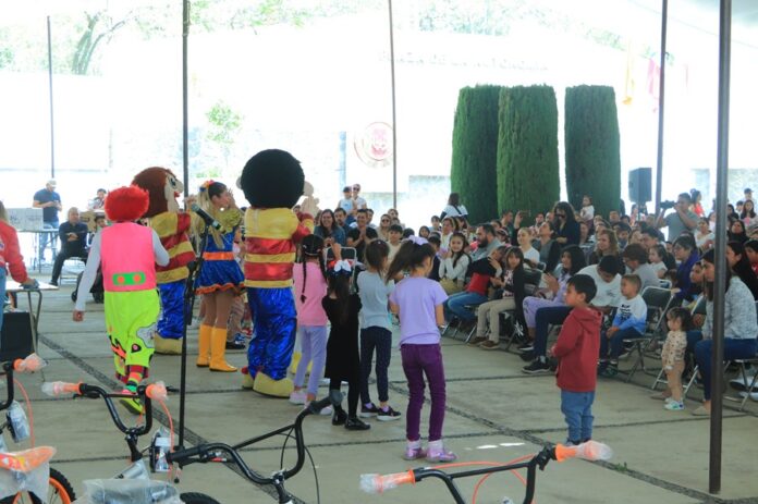 UATx y STUAT Festejan a Hijos de Trabajadores Universitarios - AlternativaTlx