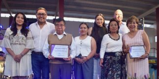 Zacatelco Celebra en Grande a sus Maestros con Emotivo Festejo- AlternativaTlx 