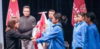 Abandera Gobernadora Delegación Tlaxcalteca de Juegos Deportivos Nacionales Escolares 2025- AlternativaTlx 
