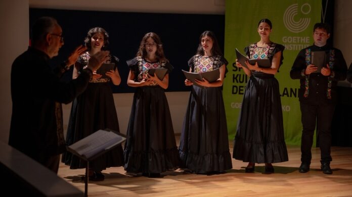El Ensamble Escénico Vocal de Fomento Musical Llevará Música de México y Latinoamérica a Alemania - AlternativaTlx