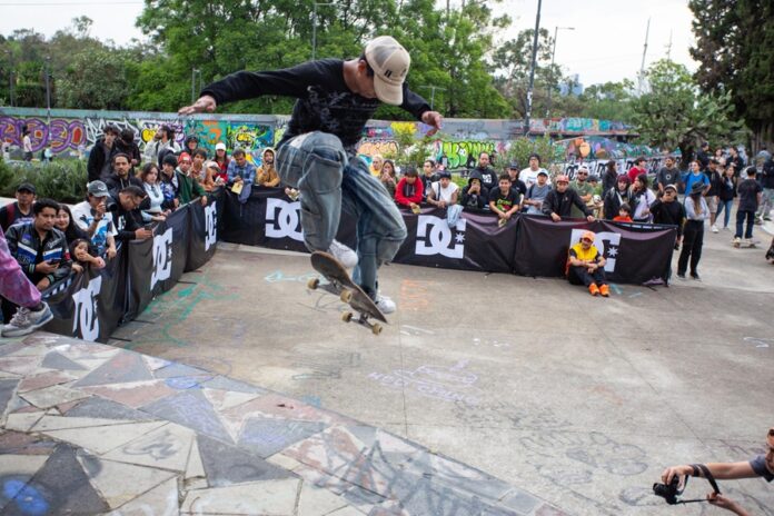 En Parcur, “Go Skate Day” Fue una Jornada que Celebró la Cultura y El Estilo de Vida de quienes Surfean las Olas de Concreto - AlternativaTlx