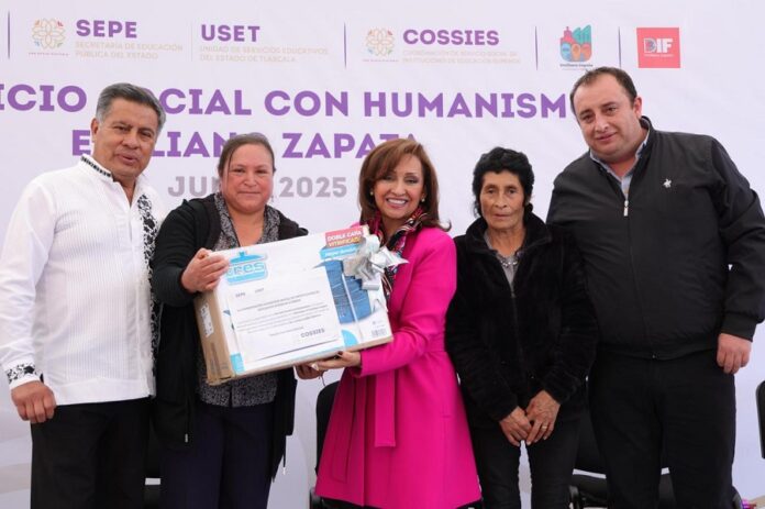 Entrega Gobernadora Lorena Cuéllar 400 Insumos a Familias, Donados por Jóvenes del Programa “Servicio Social con Humanismo”- AlternativaTlx Entrega Gobernadora Lorena Cuéllar 400 Insumos a Familias, Donados por Jóvenes del Programa “Servicio Social con Humanismo”- AlternativaTlx
