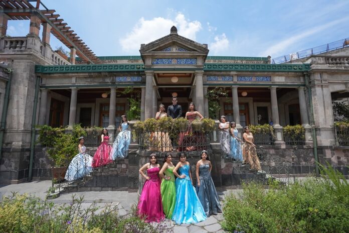 Fundación OCESA celebra a 47 jóvenes quinceañeras con una gran velada en su iniciativa “Mis XV años” - AlternativaTlx