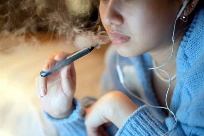 IMSS Tlaxcala hace un Llamado a Evitar el Uso de Vapeadores - AlternativaTlx