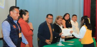 Apadrina Rector de la UATx a Generación de Primaria de la Escuela “Ignacio Manuel Altamirano” - AlternativaTlx