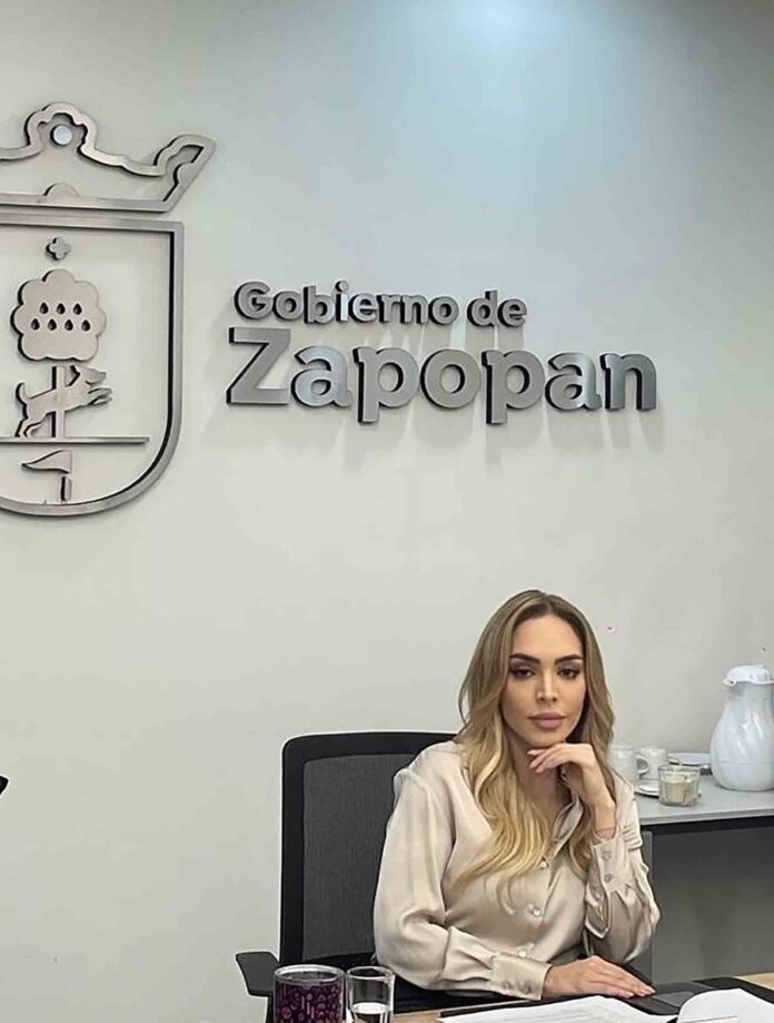 Egresada de la UAG comprometida con el Servicio Público - AlternativaTlx