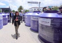 Entrega Gobernadora Lorena Cuéllar 300 Tinacos en Apizaco- AlternativaTlx 