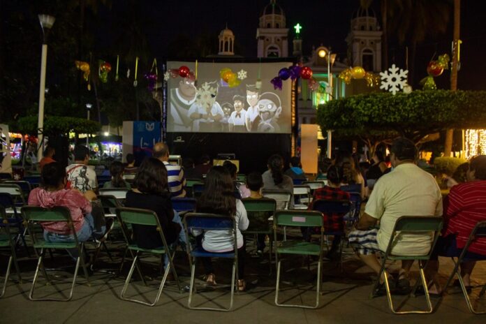 HuertoCinema acerca el Cine Mexicano a Comunidades Colimenses - AlternativaTlx