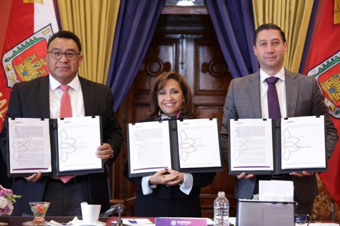 Modernización Notarial en Tlaxcala; Firman Acuerdo para Usar Plataforma Cero Papel y Mejorar los Servicios- AlternativaTlx Modernización Notarial en Tlaxcala; Firman Acuerdo para Usar Plataforma Cero Papel y Mejorar los Servicios- AlternativaTlx