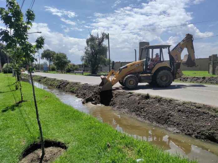 Refuerza Gobierno del Estado Capacidad de Municipios con Préstamo de Maquinaria Pesada- AlternativaTlx 