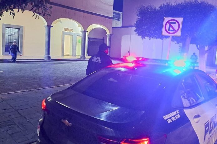 Refuerza Policía Capitalina Vigilancia en Zona Bancaria de Tlaxcala para Prevenir Delitos_ AlternativaTlx 