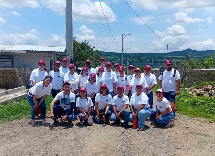 VolunTecos ayudan a Familias de Comunidades Vulnerables - AlternativaTlx