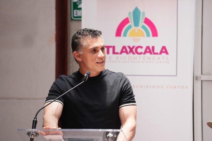 Ya Logramos que los Artesanos Regresen a la Plaza Xicohténcatl Alfonso Sánchez García- AlternativaTlx Ya Logramos que los Artesanos Regresen a la Plaza Xicohténcatl: Alfonso Sánchez García- AlternativaTlx