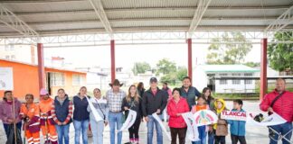Alcalde Alfonso Sánchez García Pone Manos a la Obra y Encabeza Tequio en Primaria Xicohténcatl - AlternativaTlx