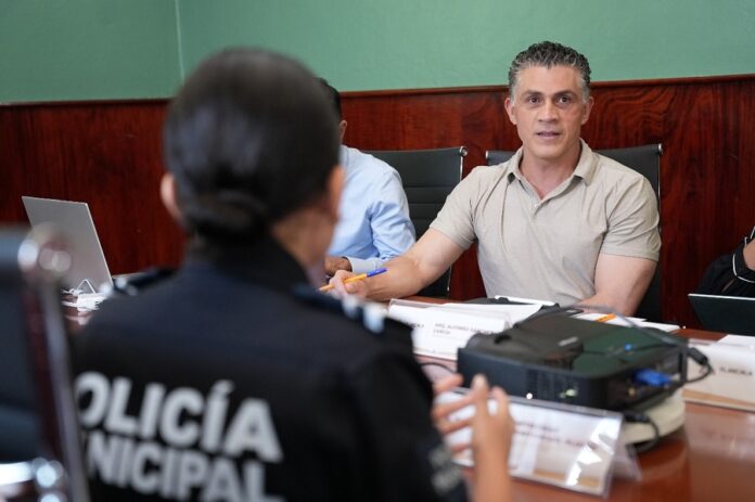 Alcalde Alfonso Sánchez García Revisa Avances de Obras, Bienestar, Seguridad y Atención a la Mujer en Reunión Semanal- AlternativaTlx 
