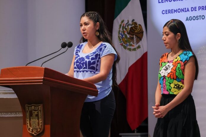 Entrega Gobernadora Premio Bellas Artes de Tlaxcala en Lenguas Indígenas 2025- AlternativaTlx 