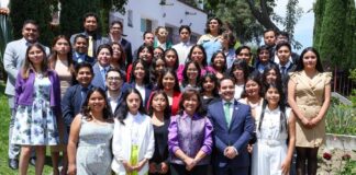 Gobernadora Reconoce el Talento y Determinación de la Juventud Tlaxcalteca- AlternativaTlx