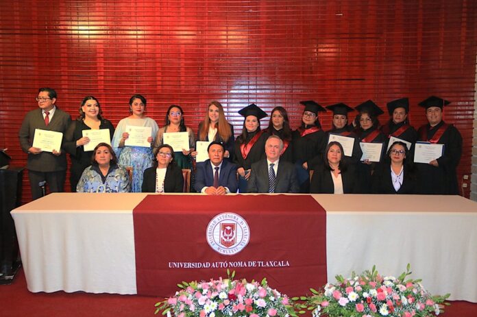Gradúa la UATx a Nuevos Especialistas en Salud Pública - AlternativaTlx