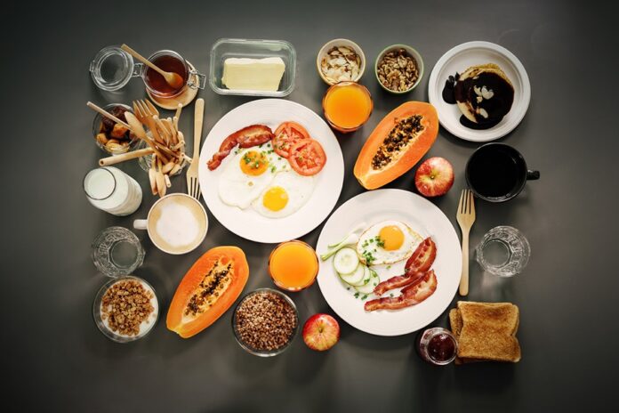 La Importancia del Desayuno para Mejorar tu Rendimiento - AlternativaTlx