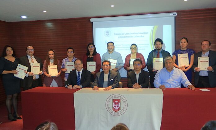 La UATx capacita a nuevos Auditores en Gestión de Organizaciones Educativas - AlternativaTlx