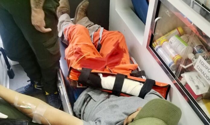 Protección Civil de la Capital Atiende a Trabajador Municipal Lesionado en Maniobras de Compactador- AlternativaTlx 