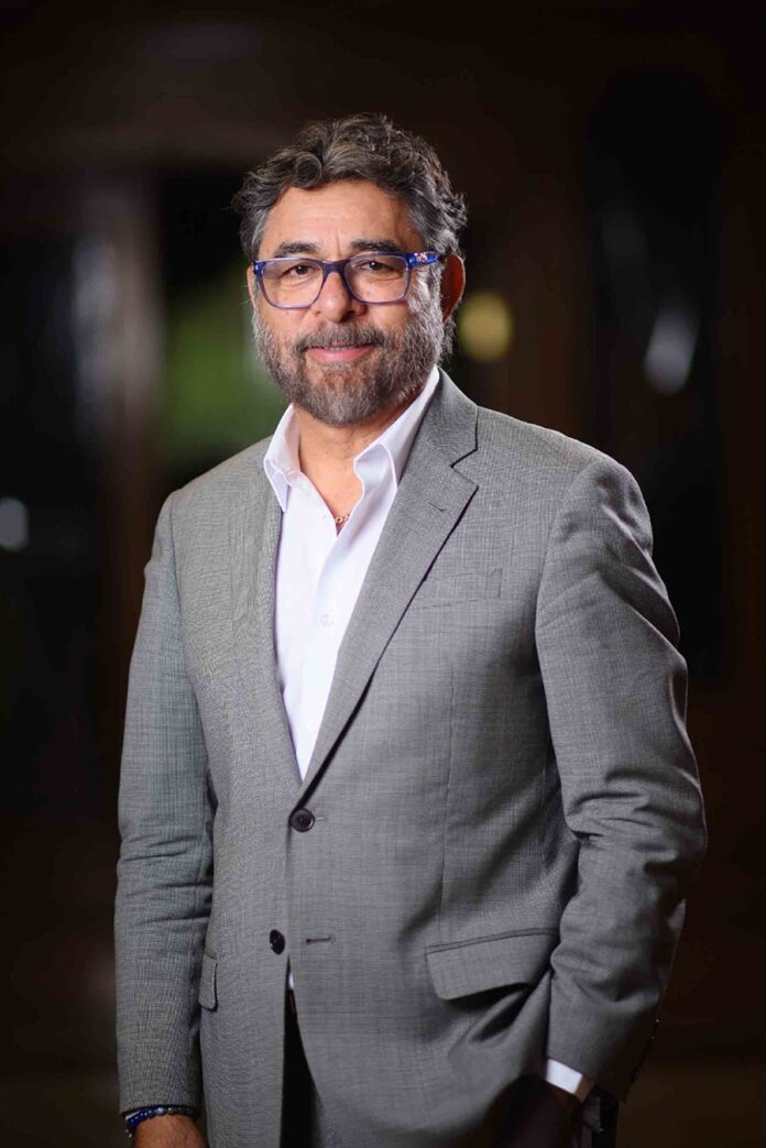 Red global de Egresados de la UAG llega a Ciudad Juárez - AlternativaTlx