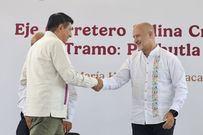 Secretario Esteva Medina da Banderazo a Ampliación del Eje Salina Cruz-Zihuatanejo que Beneficiará a más de 90 Mil Habitantes - AlternativaTlx